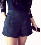 Celana Pendek Wanita Style Korea - Joker Dark Plaid Jeans Shorts Crochet - Cantik Menawan