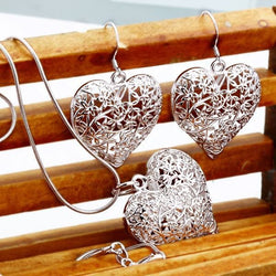 Pretty Heart Necklace Earring Untuk Pesta - Cantik Menawan