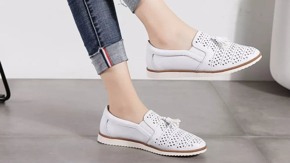 Tips Memakai Sepatu Flat agar Gaya Makin Chic (Khusus Wanita)