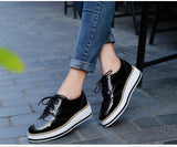 Sepatu Wanita Cantik - Platform Shoes Woman Brogue Patent Leather Flats Lace Up - Cantik Menawan