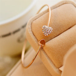 Ongkos Kirim - 1pcs Gelang Wanita Crystal Double Heart Bow Gratis + Baju Kemeja Cantik - Cantik Menawan